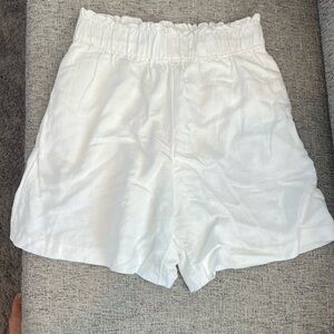 Sz small white linen H&M shorts